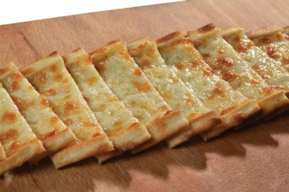 Kaşarlı Yumurtalı Pide